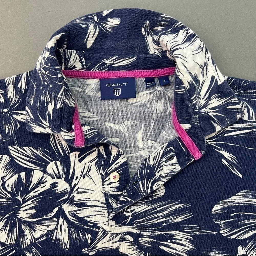 Y2K Floral Polo Shirt - Picture 4 of 9